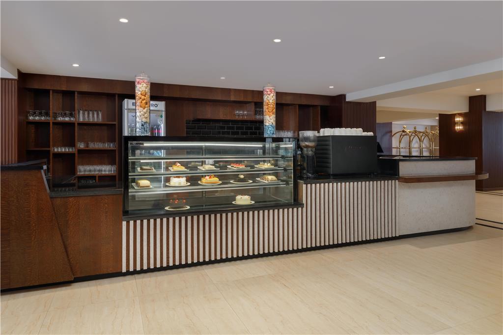 Artisanal Bakery & Patisserie Counter